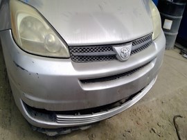 2005 TOYOTA SIENNA, SILVER, LE MODEL, 3.3L, AT, FWD.   Z26511